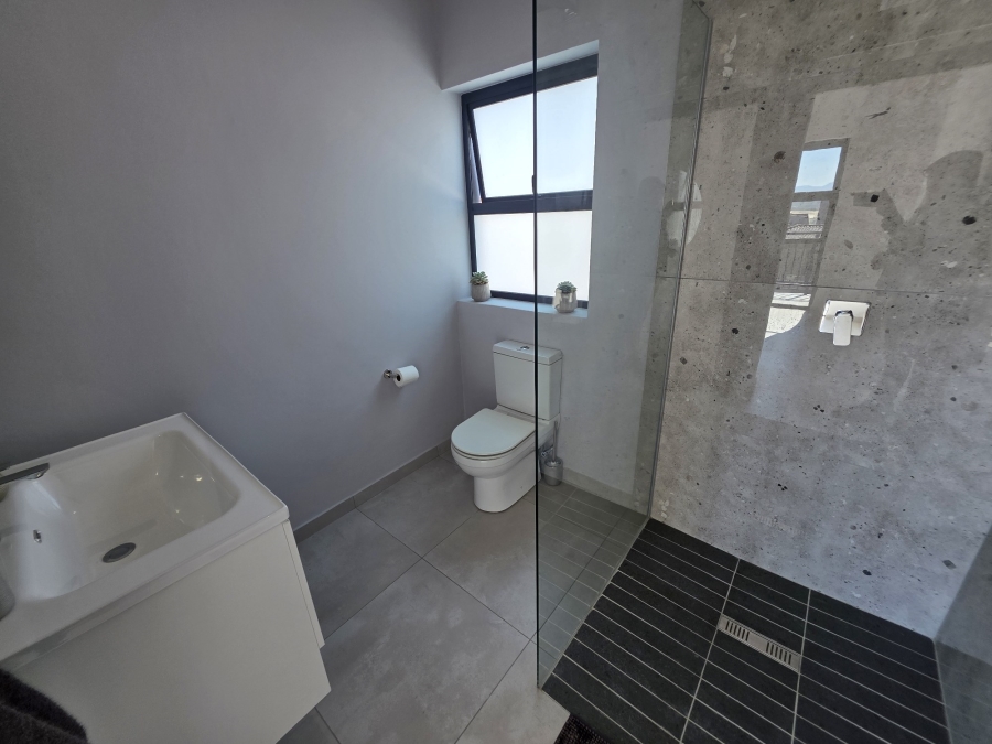 3 Bedroom Property for Sale in Wavecrest Eastern Cape